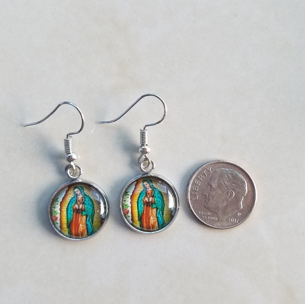 Virgen de Guadalupe small earrings. - Picture 2 of 2